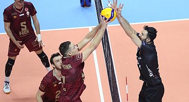 Bursa Büyükşehir Belediyespor Galatasaray HDI Sigorta'ya tie-break'te kaybetti