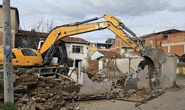 Bursa'da Osmangazi yıkıyor, mahallelerin çehresi değişiyor