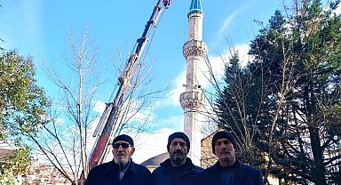 Büyükşehir, Elmalık Camii'nin minare külahını yeniledi