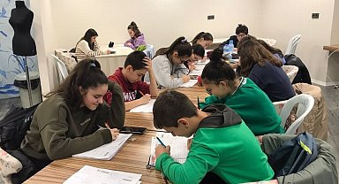Çınar Akademi gençlerin hayatına dokunuyor