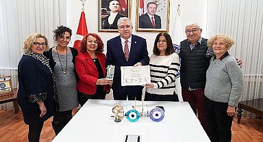 Ege Üniversitesi, sağlık dünyasının Oscarları olarak bilinen Doktorclub Awards'ta iki ödül birden aldı