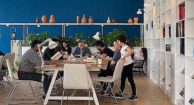 Eski otogar kahvesi “kitap kafe