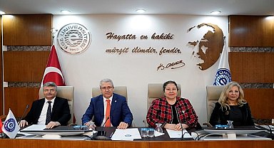 EÜ'de YÖK raporunda dereceye giren birimler ödüllendirildi