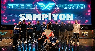Fenerbahçe Esports'u 3 - 0 mağlup eden Fire Flux Exports 2024'e şampiyonlukla girdi