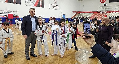 Gölcük belediyespor sporcuları kuşak atlama coşkusu yaşadı 
