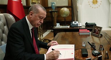 İki üniversitede değişiklik Resmi Gazete'de