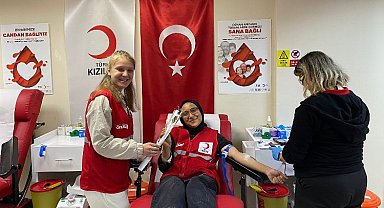 Kızılay'ın kadın gönüllüleri... Kızılay'a 'candan bağlı'lar