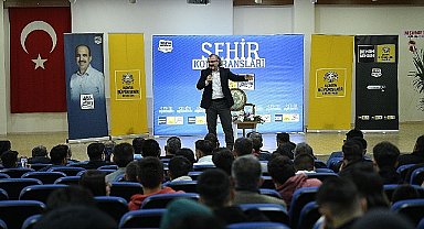 Konya Büyükşehir Belediyesi'nin İlçelerdeki Şehir Konferansları Devam Ediyor