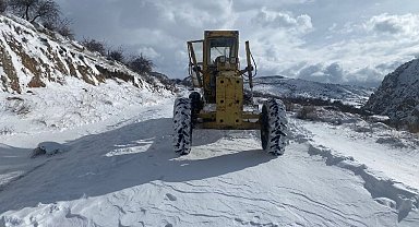 Malatya'da kardan kapalı yol kalmadı