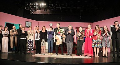 Manisa'da 'Katil Kim' oyunu kahkahaya boğdu