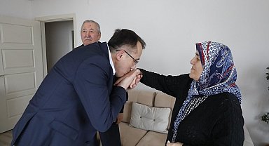 Mehmet Savran seçim çalışmalarına aile duasıyla başladı
