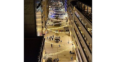 Milli Kütüphane Caddesi çiçek açtı
