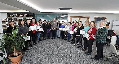 Narlıdere'de kadınlar, kihep ile haklarını öğreniyor 