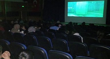 Sömestir tatilinde öğrencilerin sinema keyfi