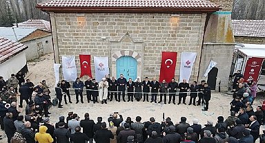 Tarihi Camii Cuma Namazıyla İbadete Açıldı