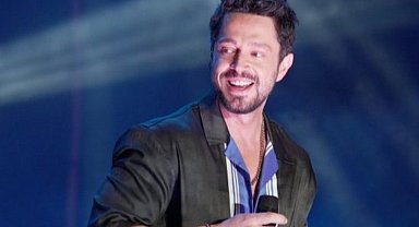 Ünlü şarkıcı Murat Boz ABD'deki hayranlarını coşturdu