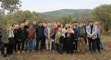 Yaşam köyü toprak okulu'ndaki zeytin budama eğitimine çiftçilerden büyük ilgi 