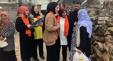 AK Parti Mardinli kadınlar tam kadro sahada