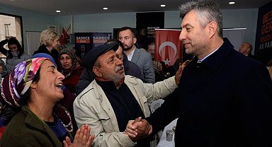 Ak Parti Seçim İrtibat Bürosu açılışında İlhan Ocaklı'ya yoğun ilgi
