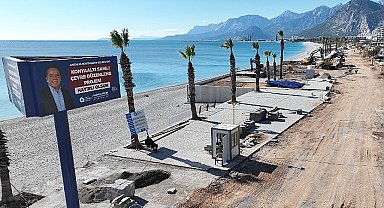 Antalya Konyaaltı Sahili'nde çalışmalar tam gaz