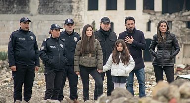 Arka Sokaklar oyuncuları deprem bölgesinde