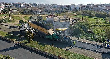 Aydın Büyükşehir Belediyesi, kente yeni yollar kazandırmak ve mevcut yolları yenilemek için çalışmalarını sürdürüyor