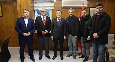 Bakan Yumaklı'ya yerel gazetelerin ilan sıkıntısı anlatıldı