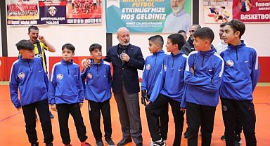 Başkan Çolakbayrakdar, "Çocukların mutluğu, ailelerin mutluluğudur"