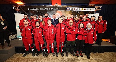 Başkan'dan deprem kahramanlarına teşekkür