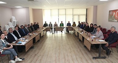 Başkan Hürriyet ve ekibi galaya hazırlanıyor