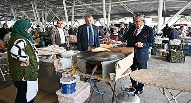 Başkan Topaloğlu'ndan pazar esnafına ziyaret 