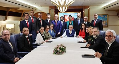 Bataklığı kuruttuk, sinekleri temizliyoruz