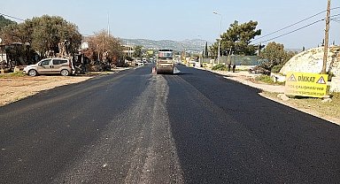 Bodrum'da Sıcak Asfalt Çalışmaları Devam Ediyor