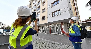 Bornova'da 61 bin 673 binanın kimlik belgesi çıkarıldı