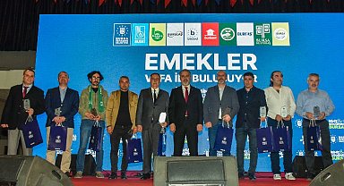 Bursa Büyükşehir'de personele vefa gecesi