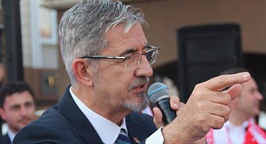 CHP'li Köybaşı deprem felaketinde yaşamını yitirenleri andı