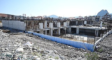 Denizcilik Fakültesi ve yurt binasında çalışmalar devam ediyor