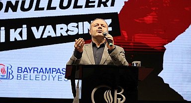 Deprem şehitleri Bayrampaşa'da dualarla anıldı