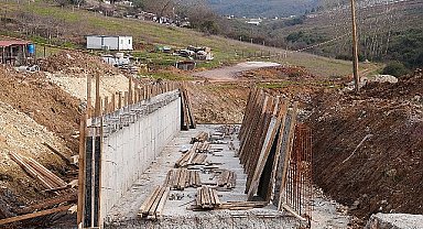 Derince'de Dere Islah Çalışması Yapılıyor