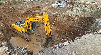 Duraklı-Alihocalar köprüsünde temel kazısı ve beton dökümü