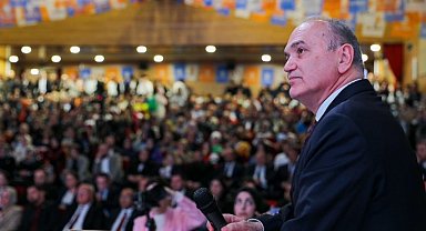 Düzce'de Faruk Özlü'den 100 proje tanıtımı 