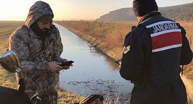 Gala'da jandarmadan avcılara bilgilendirme