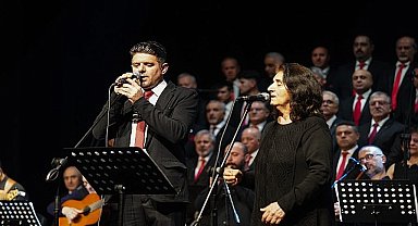 Gaziemir'de türkü gecesi