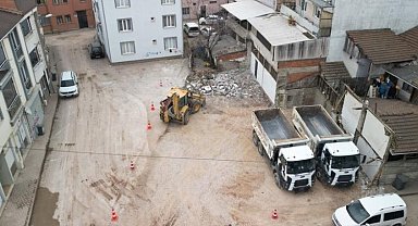 İnegöl'de kamulaştırılan binalar otopark oluyor
