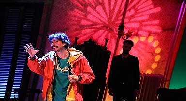 İstanbul Büyükşehir Belediyesi Şehir Tiyatroları “Uçurtmanın Kuyruğu