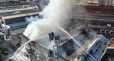 İzmir İtfaiyesinden yangına 6 dakikada müdahale