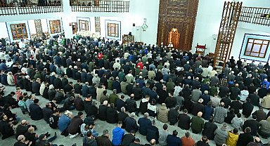 Kandil coşkusu camileri doldurdu