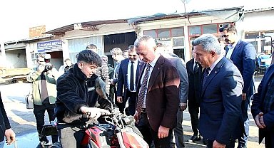 Kandıra'da güç birliği: Büyükakın, Turan ve Ölmez birlikte esnaf gezdi