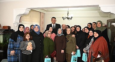 Kartepe Belediye Başkanı Av.M.Mustafa Kocaman, 31 Mart'ta yapılacak olan yerel seçim çalışmalarına aralıksız devam ediyor