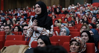 Kocaeli Büyükşehir'den Kılavuz Gençlik projesi